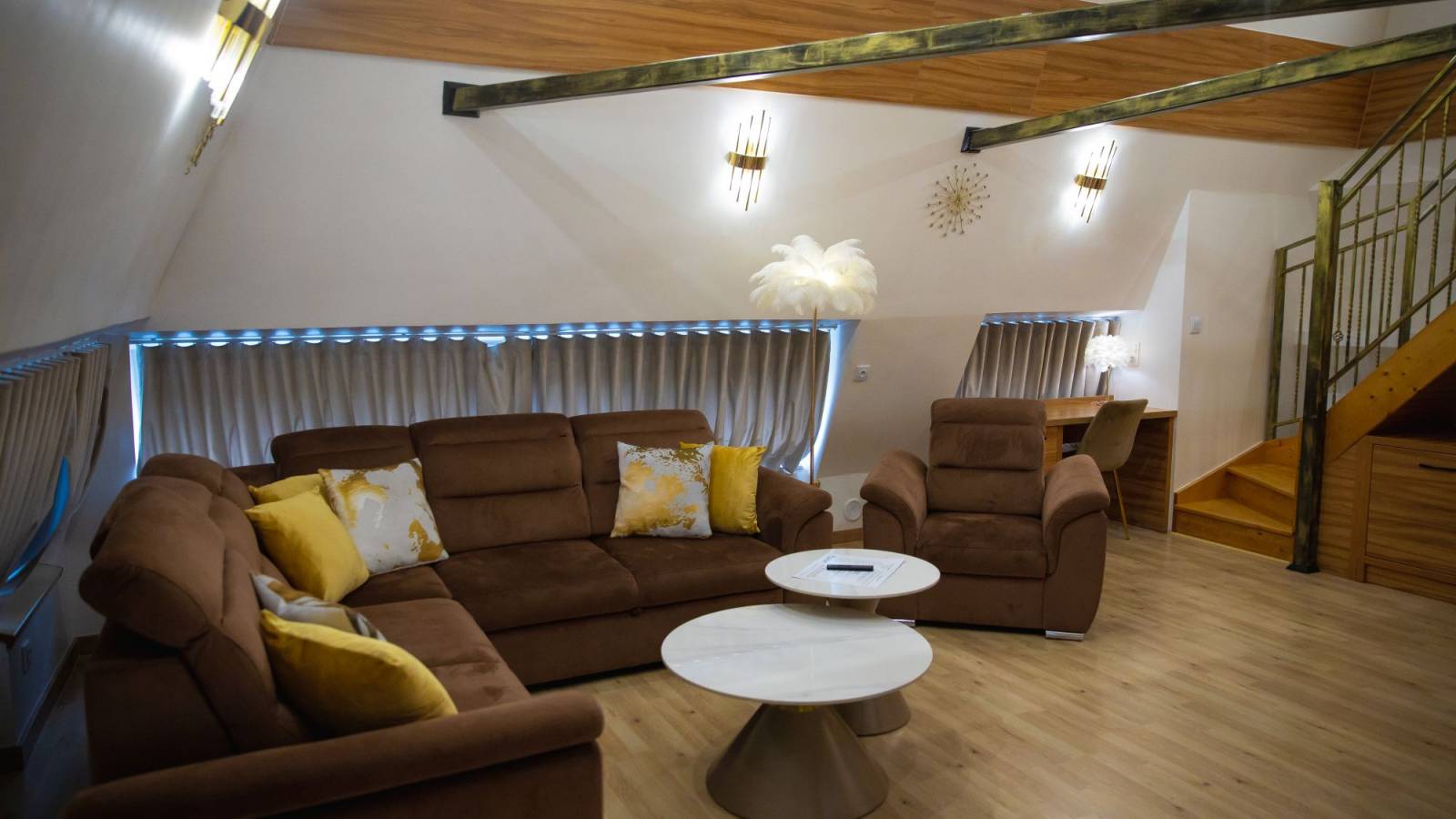 APARTAMENT w szczycie Piramidy